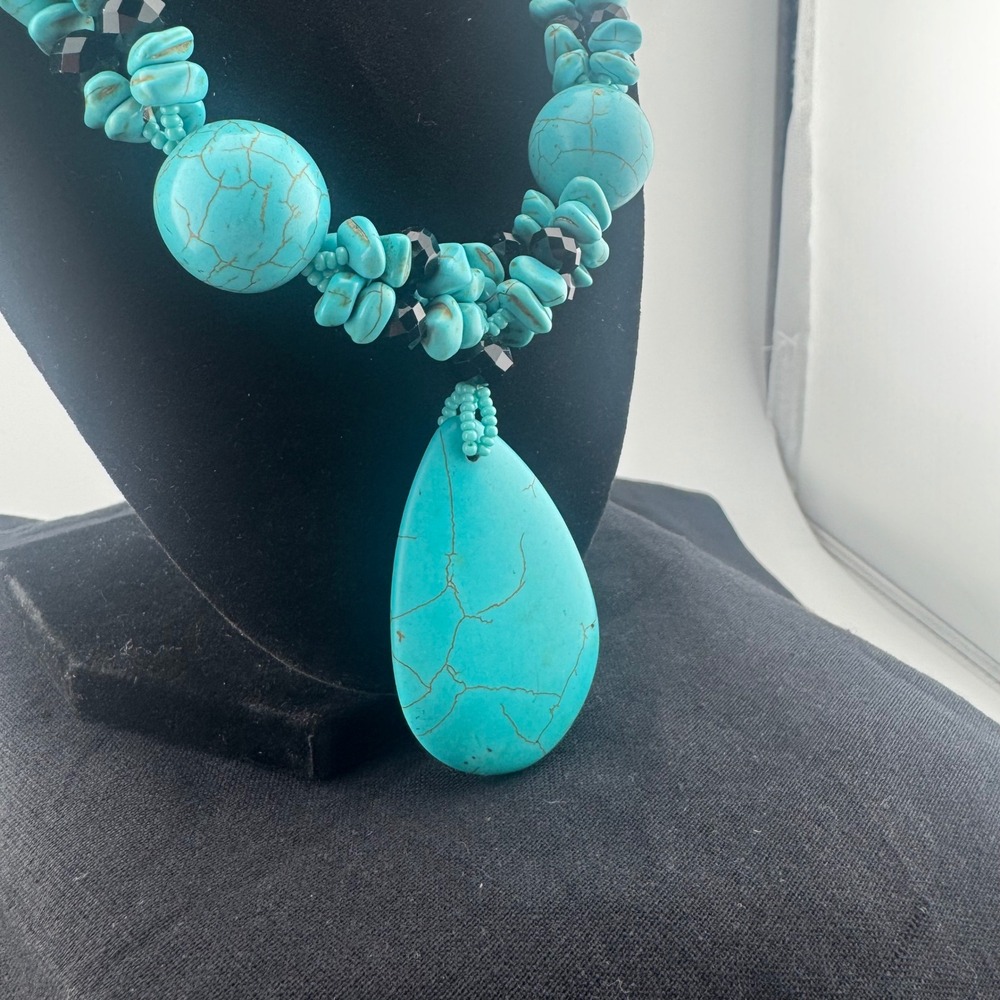 Turquoise Howlite Chunky Statement Necklace Black Bead Accents Teardrop Pendant